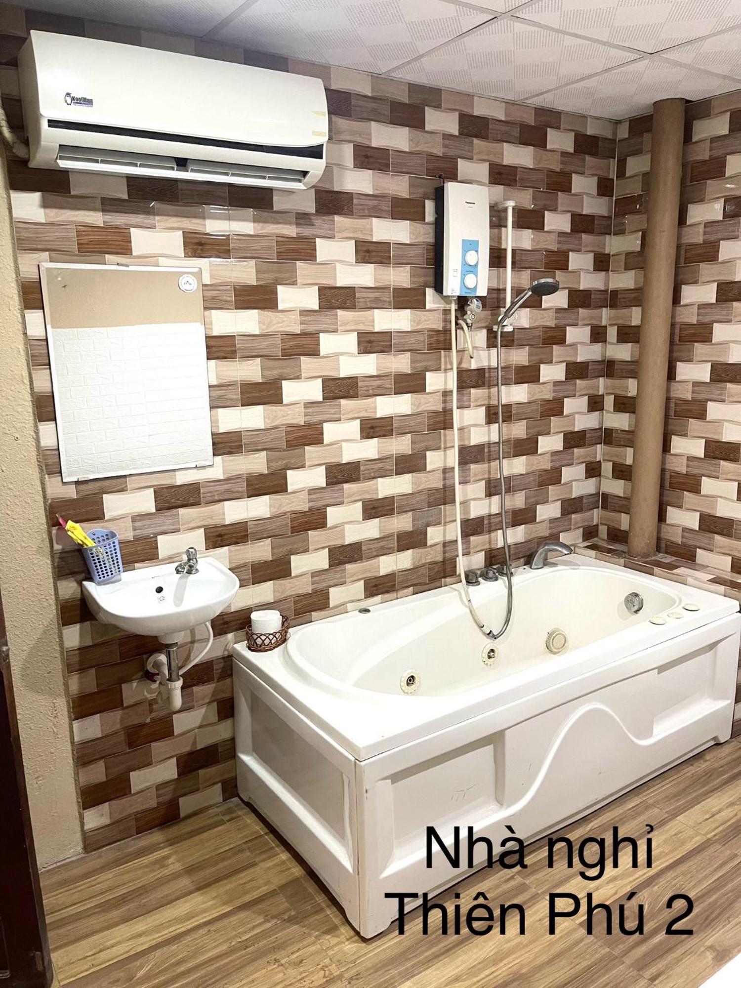 Nha Nghi Thien Phu 2 Hotel Cai Rang Exterior foto